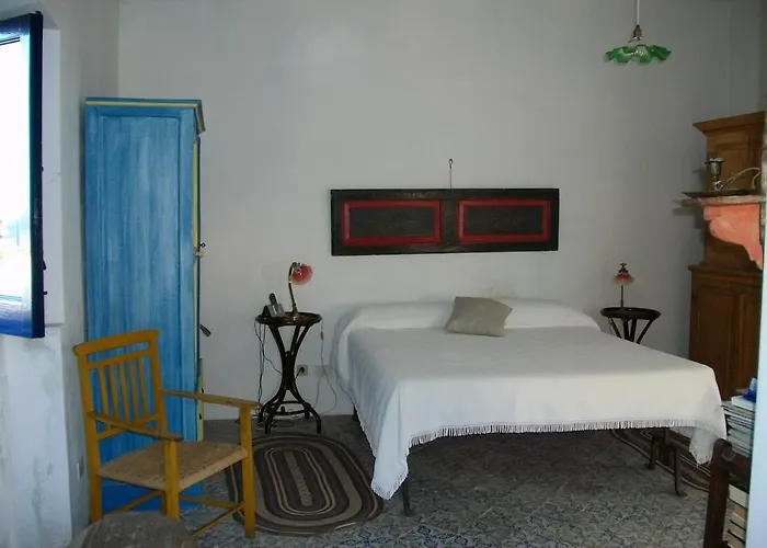 A' Riggiola 3* Stromboli